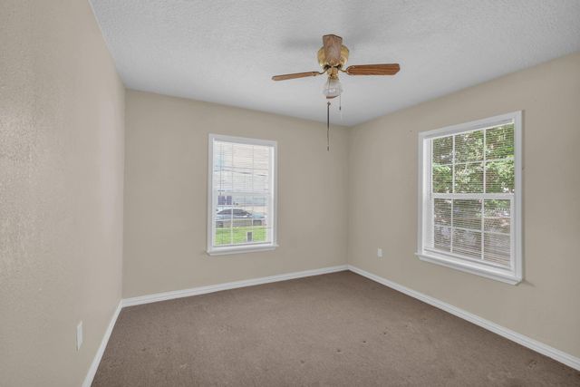 7304 Kinney Street, Houston, TX 77087