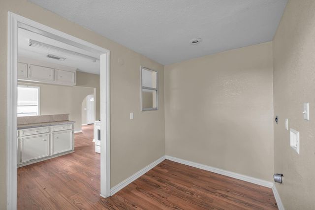 7304 Kinney Street, Houston, TX 77087