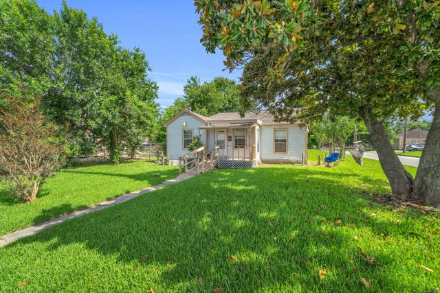 7304 Kinney Street, Houston, TX 77087
