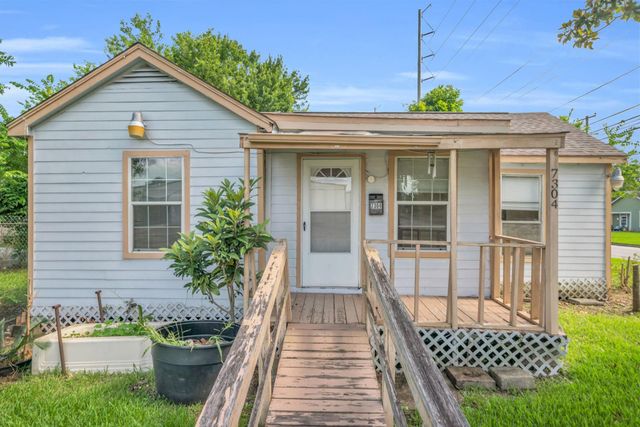 7304 Kinney Street, Houston, TX 77087