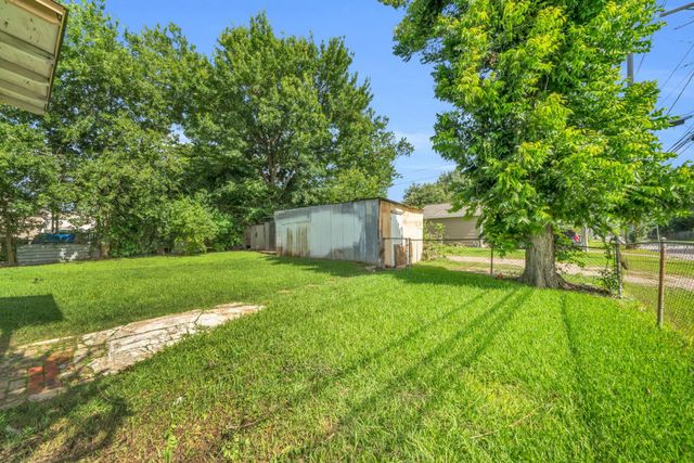 7304 Kinney Street, Houston, TX 77087