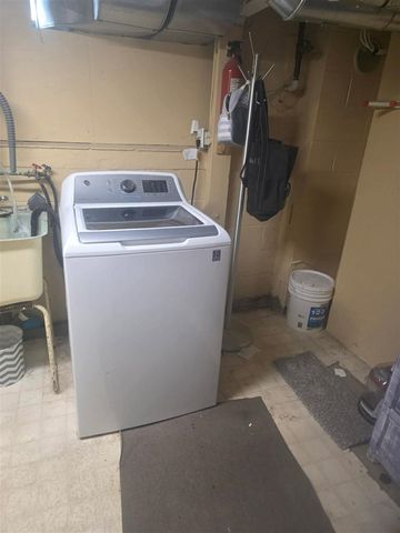 3668 Saint Mark Street, Jackson, MI 49201