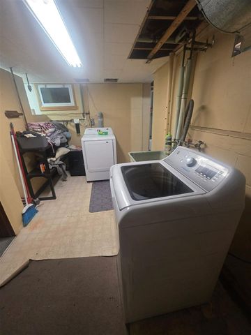 3668 Saint Mark Street, Jackson, MI 49201