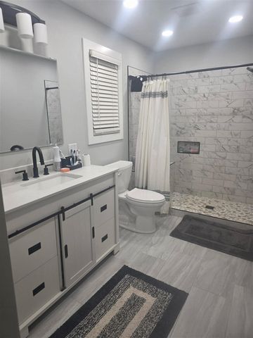 3668 Saint Mark Street, Jackson, MI 49201