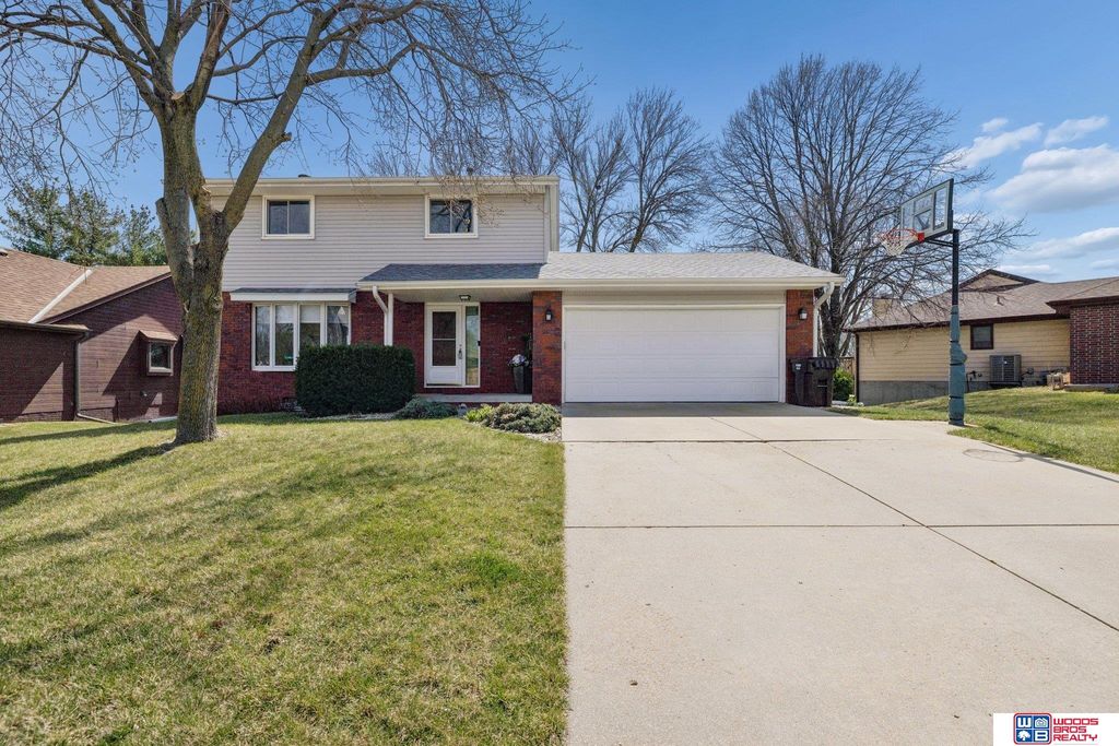 7811 Stockwell Street, Lincoln, NE 68506