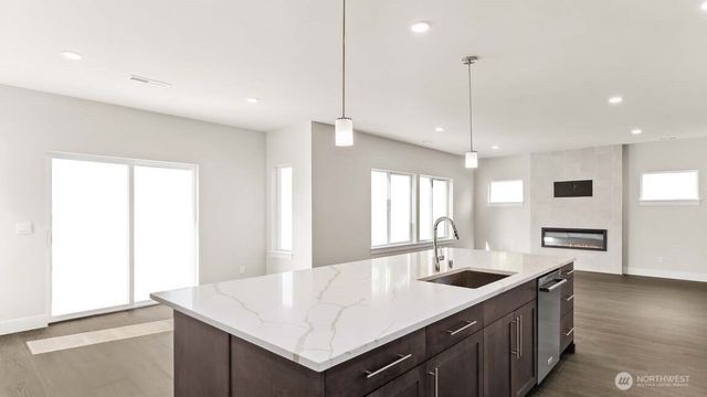 5313 91st Way, Mukilteo, WA 98275