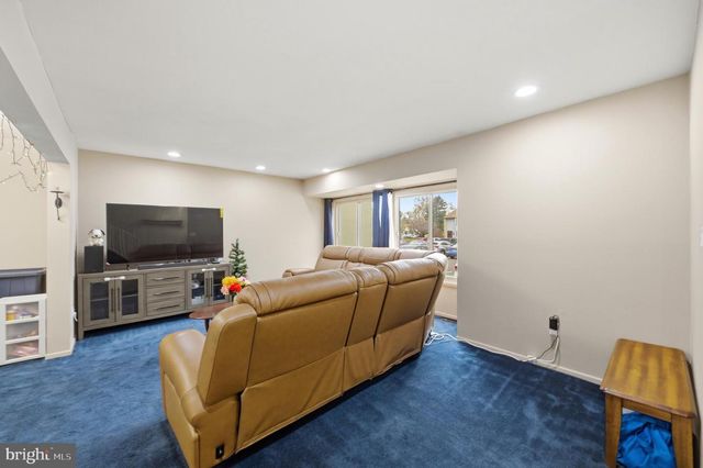 406 BOLTON RD, Hightstown, NJ 08520