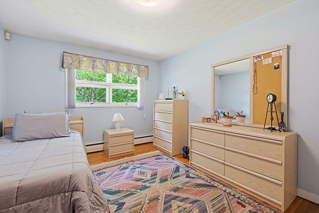 251 Millbury St, Auburn, MA 01501