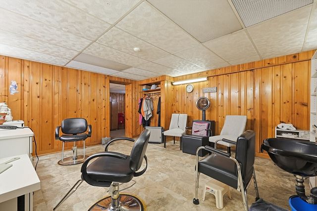 251 Millbury St, Auburn, MA 01501