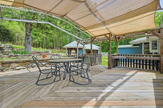 251 Millbury St, Auburn, MA 01501