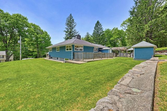 251 Millbury St, Auburn, MA 01501
