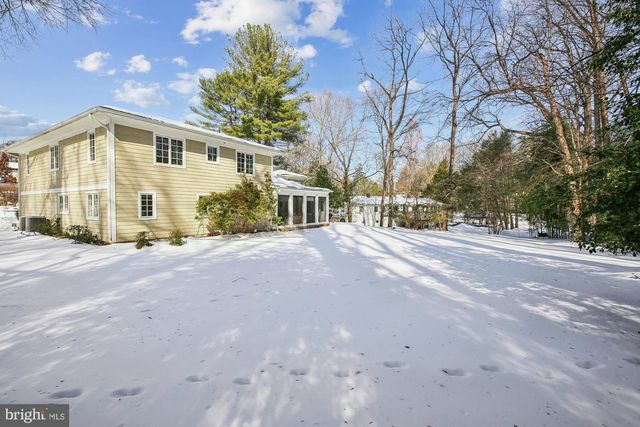 9421 THRUSH LN, Potomac, MD 20854