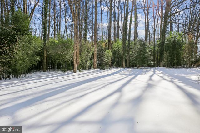 9421 THRUSH LN, Potomac, MD 20854