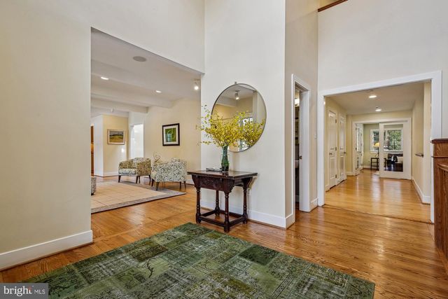 9421 THRUSH LN, Potomac, MD 20854