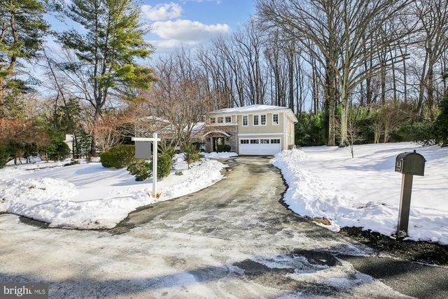 9421 THRUSH LN, Potomac, MD 20854