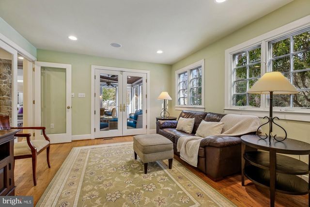 9421 THRUSH LN, Potomac, MD 20854