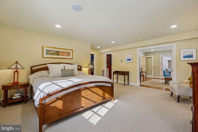 9421 THRUSH LN, Potomac, MD 20854