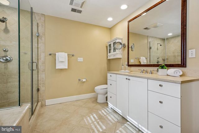 9421 THRUSH LN, Potomac, MD 20854