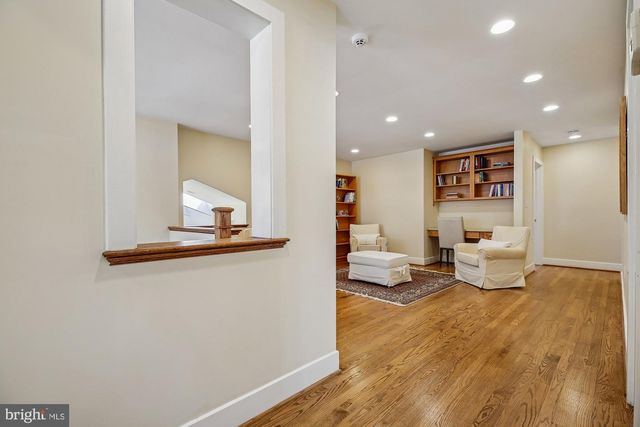 9421 THRUSH LN, Potomac, MD 20854