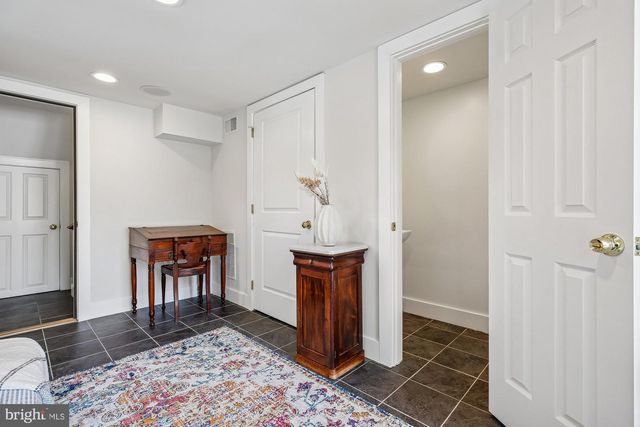 9421 THRUSH LN, Potomac, MD 20854