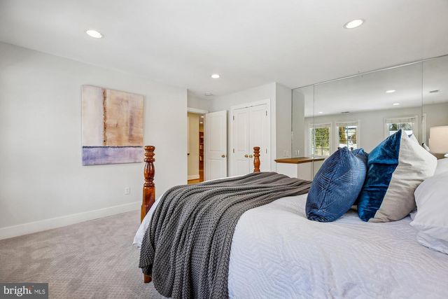 9421 THRUSH LN, Potomac, MD 20854