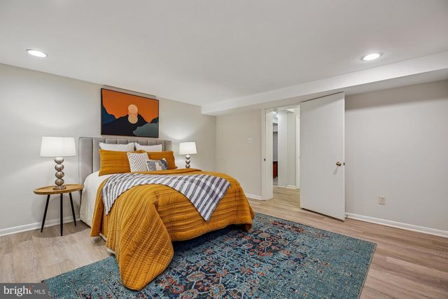 9421 THRUSH LN, Potomac, MD 20854