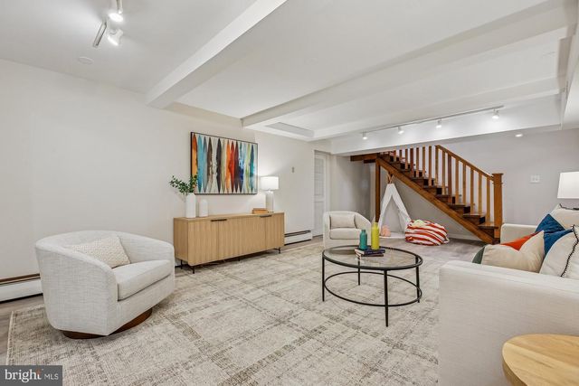 9421 THRUSH LN, Potomac, MD 20854