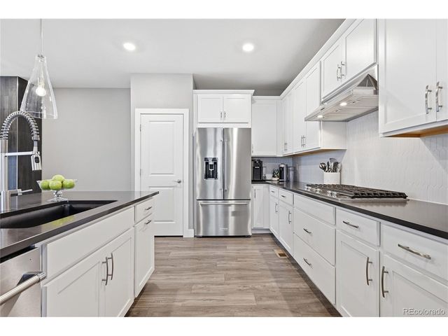 7010 Sagerock Rd, Castle Pines, CO 80108