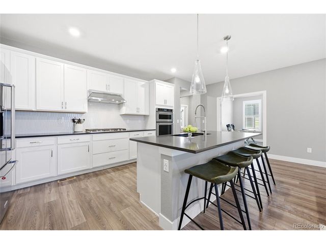7010 Sagerock Rd, Castle Pines, CO 80108