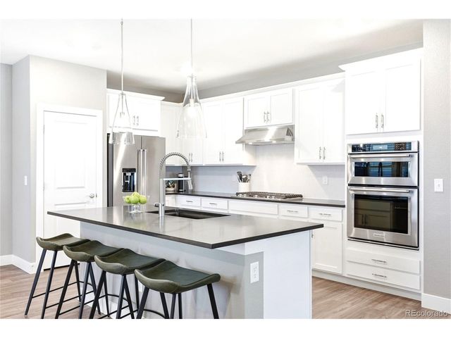 7010 Sagerock Rd, Castle Pines, CO 80108