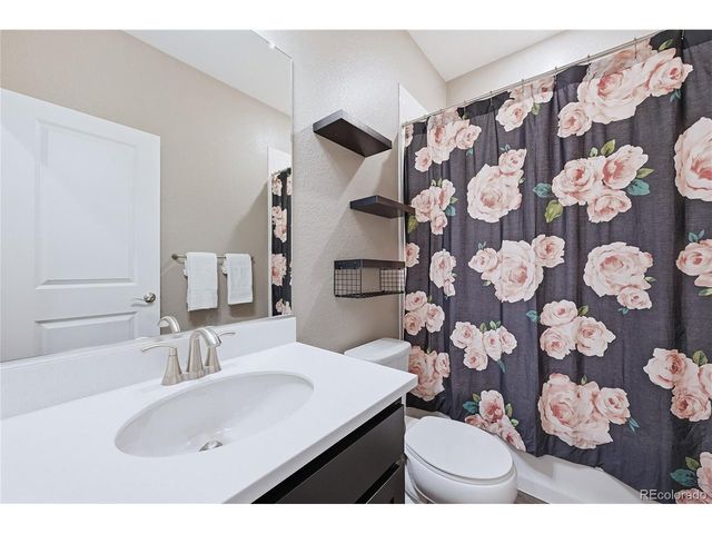 7010 Sagerock Rd, Castle Pines, CO 80108