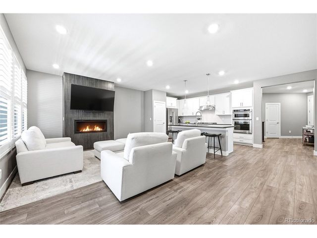7010 Sagerock Rd, Castle Pines, CO 80108