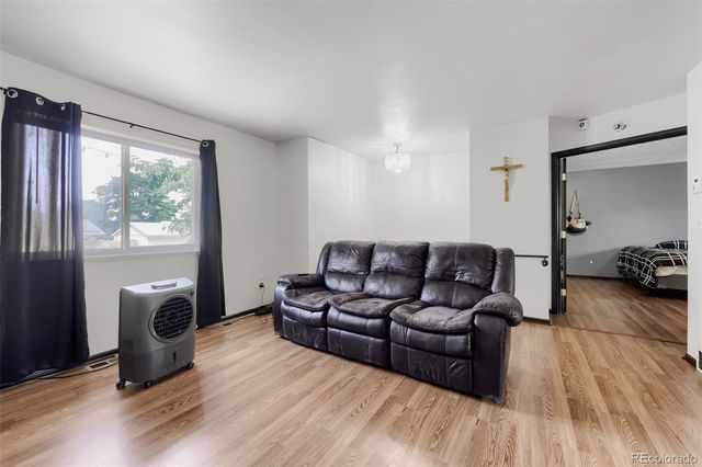15684 E Bails Drive, Aurora, CO 80017