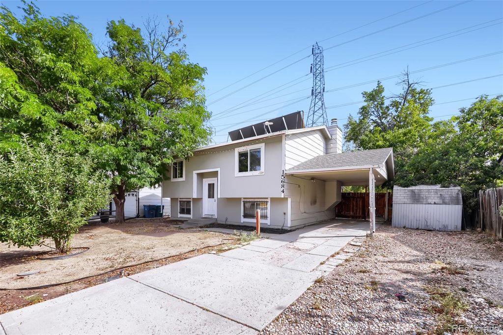 15684 E Bails Drive, Aurora, CO 80017