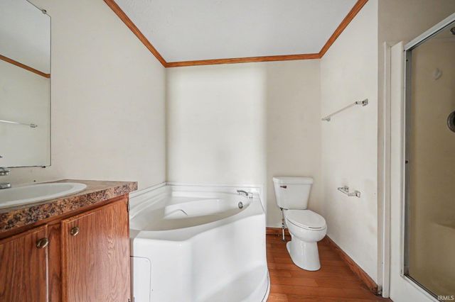 52869 Marks Street, South Bend, IN 46637
