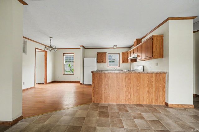 52869 Marks Street, South Bend, IN 46637