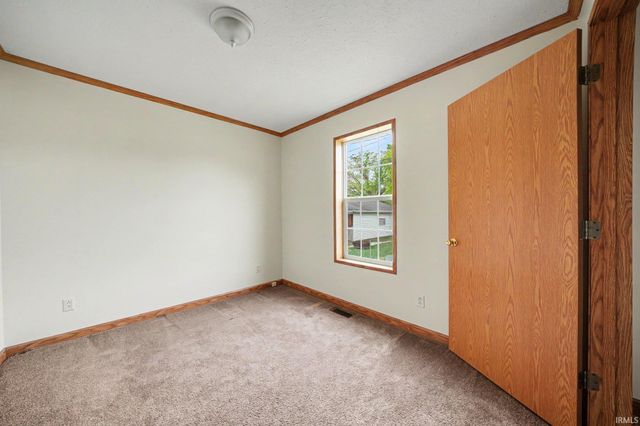 52869 Marks Street, South Bend, IN 46637