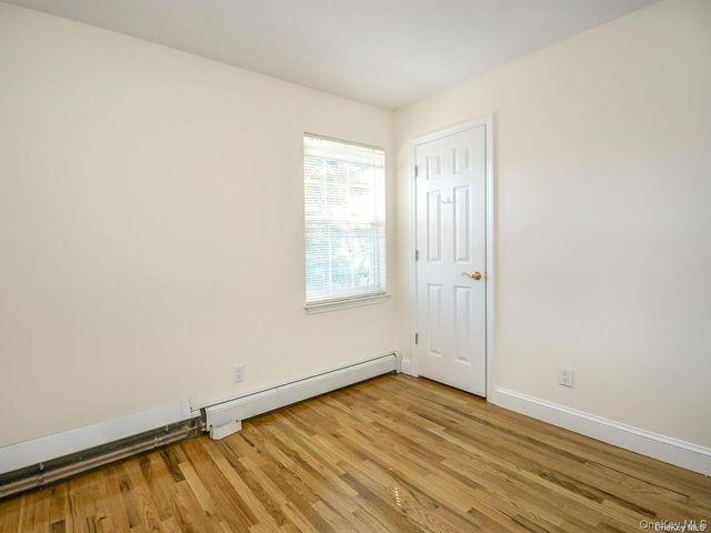 34 Firwood Road B, Port Washington, NY 11050