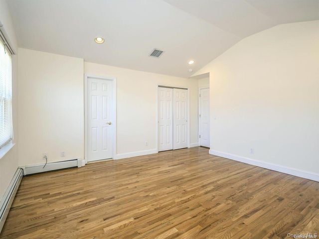 34 Firwood Road B, Port Washington, NY 11050