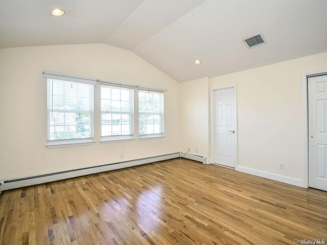 34 Firwood Road B, Port Washington, NY 11050