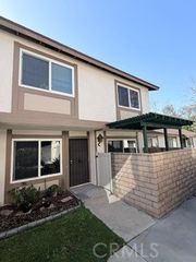 5478 East Willow Woods Lane, Anaheim, CA 92807