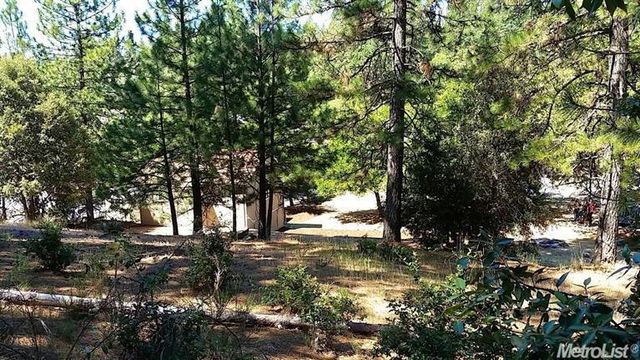 111-115 Ponderosa Way, Colfax, CA 95713