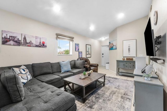 3504 Briar Bay Boulevard 206, West Palm Beach, FL 33411