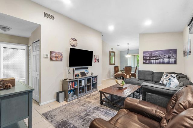 3504 Briar Bay Boulevard 206, West Palm Beach, FL 33411