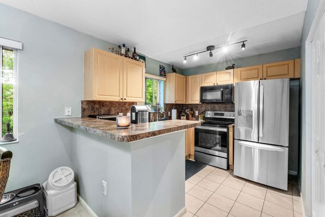 3504 Briar Bay Boulevard 206, West Palm Beach, FL 33411