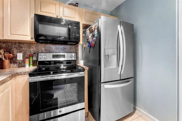 3504 Briar Bay Boulevard 206, West Palm Beach, FL 33411