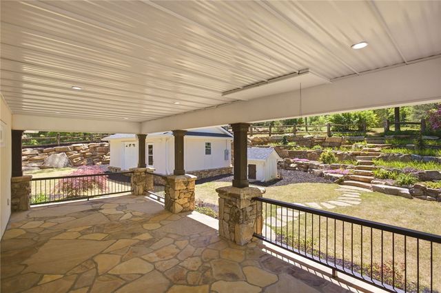150 Turpin Road, Mountain Rest, SC 29664