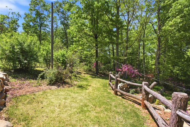 150 Turpin Road, Mountain Rest, SC 29664
