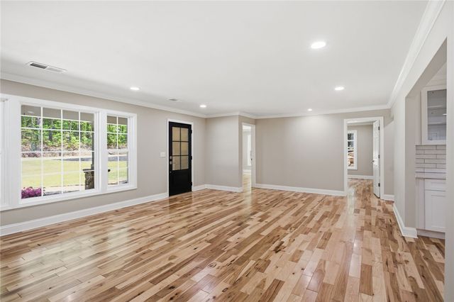 150 Turpin Road, Mountain Rest, SC 29664
