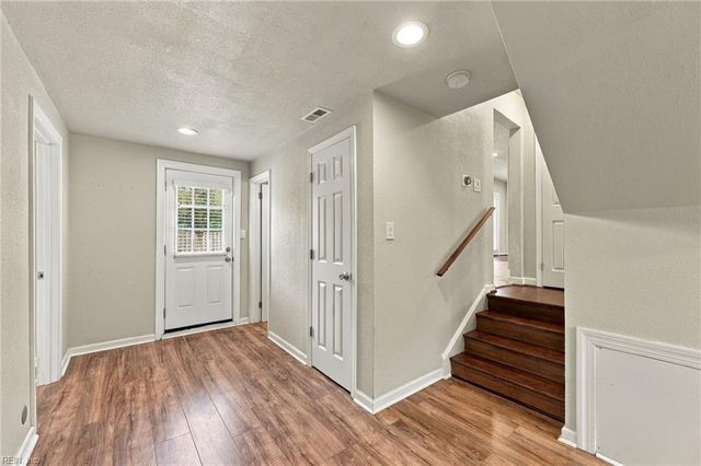 1733 Greenhouse RD, Virginia Beach, VA 23455